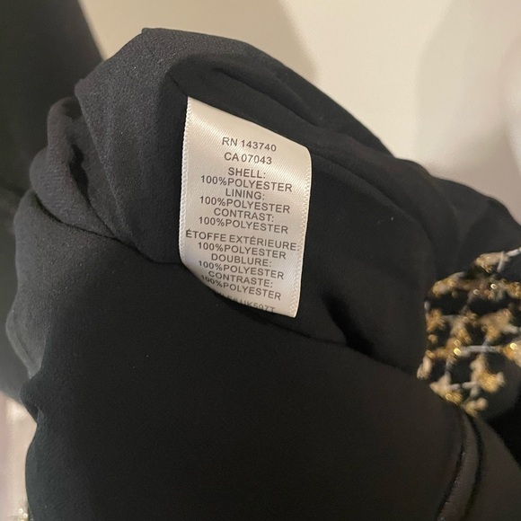 Endless Rose Black & METALLIC
Gold Tweed Short Sleeve Top - Picture 8 of 9